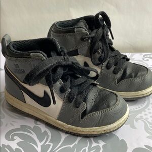 Boys  Nike Air Jordan High-Top Sneakers - Black and Gray size 9C